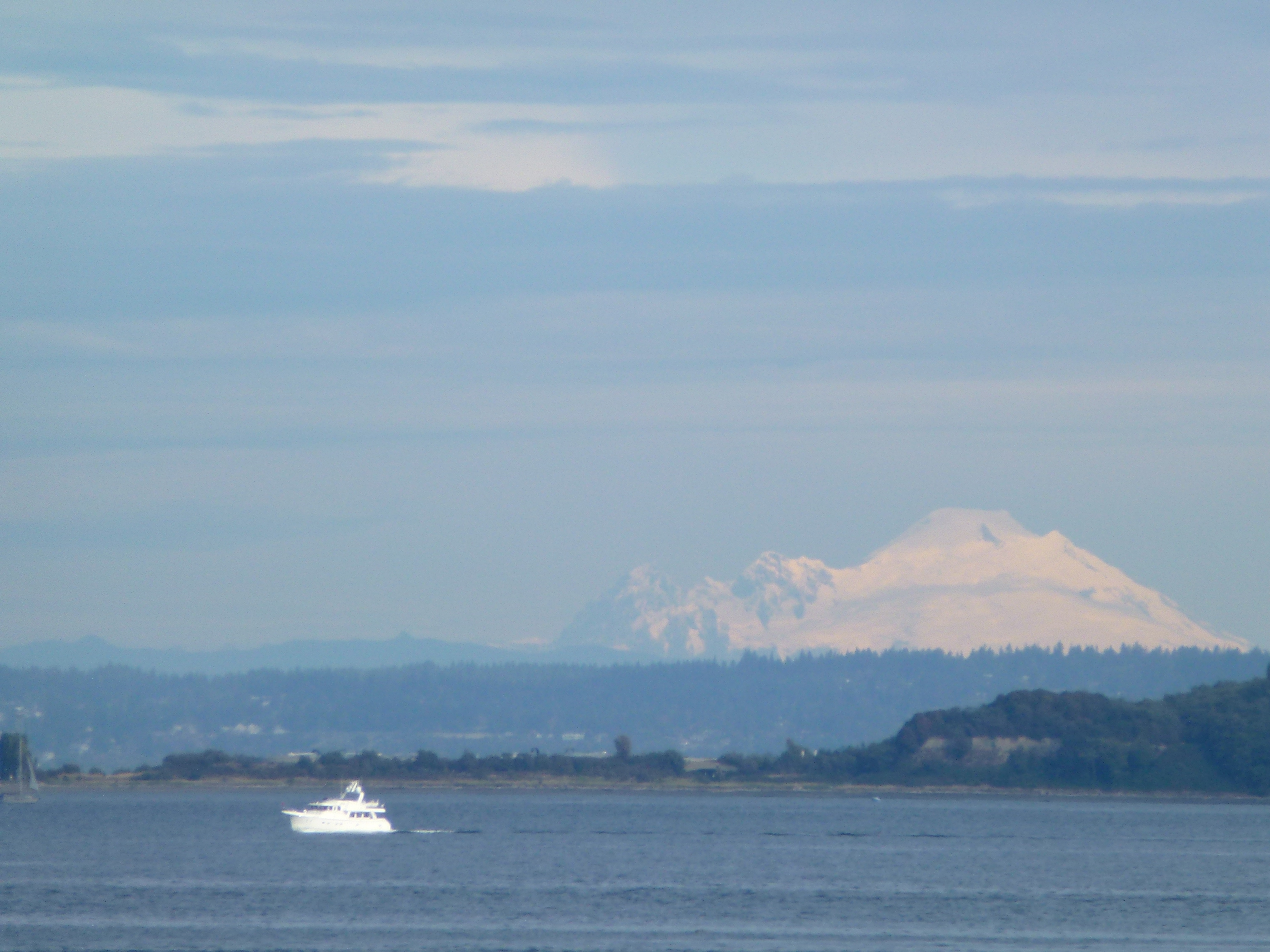 Mount Baker = Active Volcano